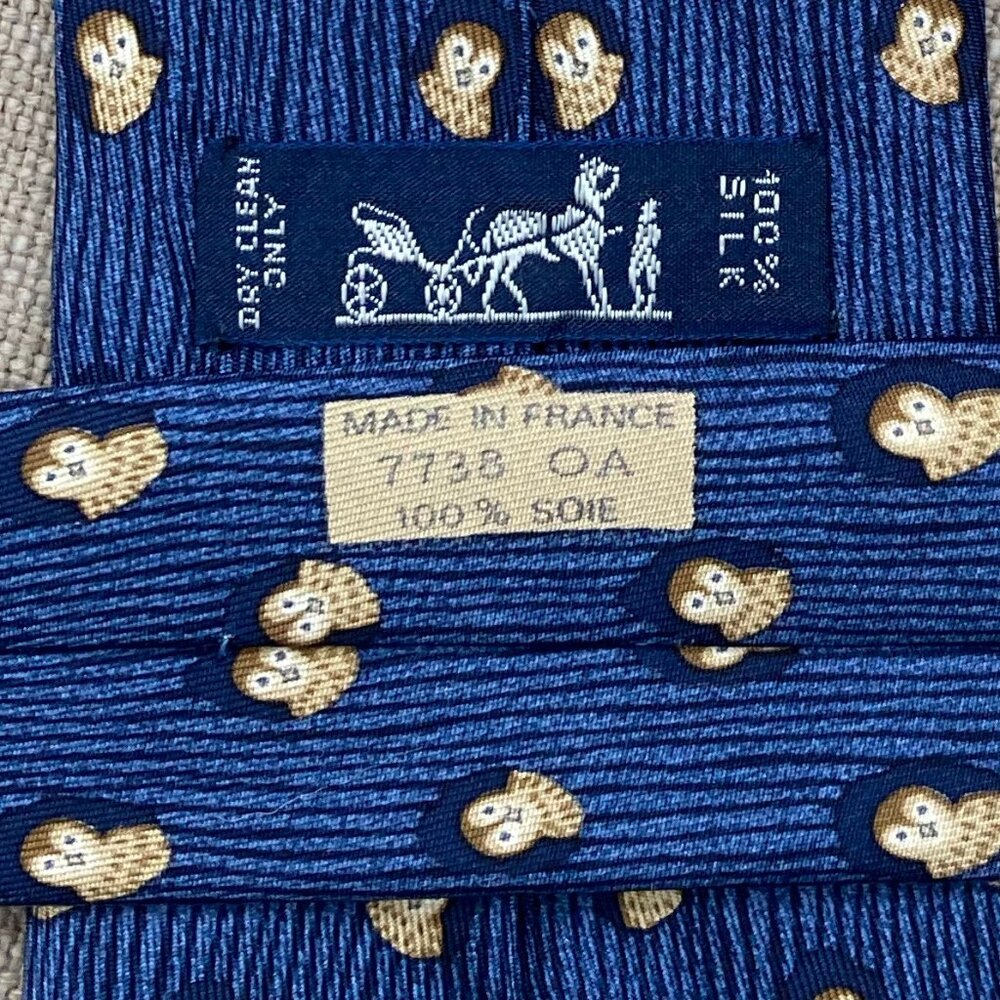 100% REAL HERMES TIE ~ DARKER BLUE w FUN TAN WISE OWL HEADS PEERING IN THE TREES - Picture 4 of 4